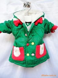 童装冬季热销品 女童韩版连帽加绒棉衣批发指南